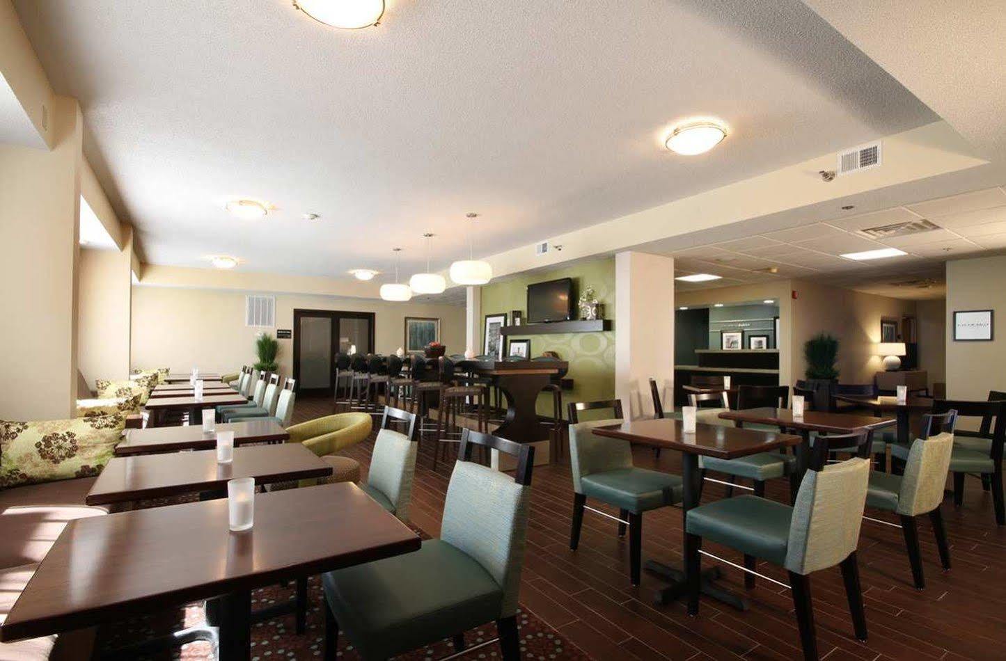 Hampton Columbus/dublin Hotel 3*